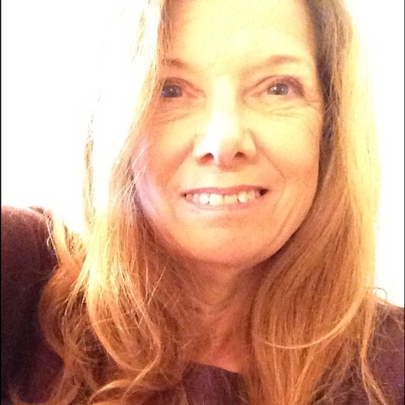 Meet your Posher, Pamela - Picture 1 of 1